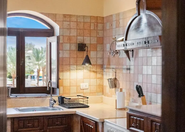 Unique Lagoon Front And 2beds - El Gouna Appartamento