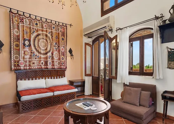 Unique Lagoon Front And 2beds - El Gouna Appartamento